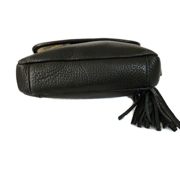 Isaac Mizrahi Bridgehampton Women's Black Pebbled Leather Crossbody - Picture 5 of 6